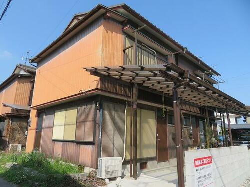 高知県高知市八反町１丁目 2階建