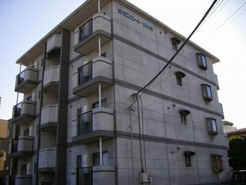 静岡県沼津市大岡 4階建
