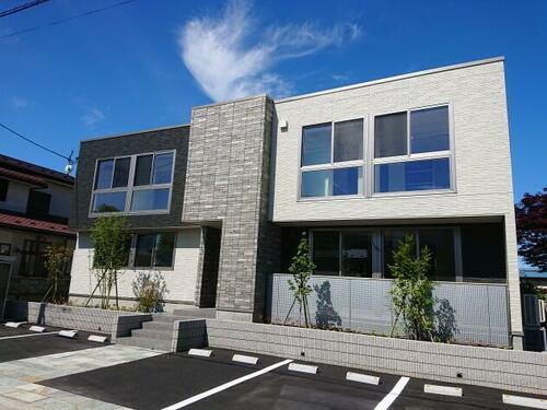 秋田県秋田市保戸野桜町 賃貸アパート