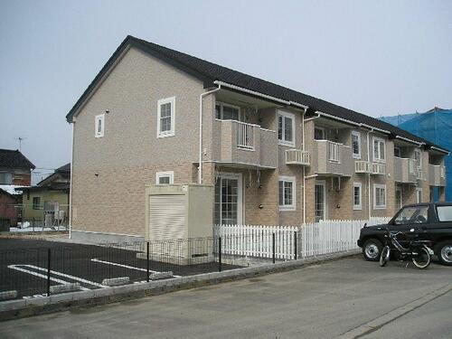富山県富山市婦中町下轡田 2階建