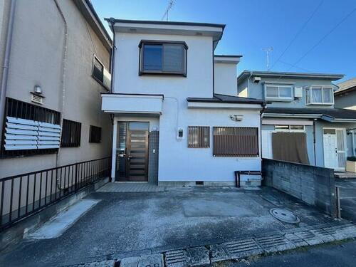 埼玉県日高市大字鹿山 築34年2ヶ月 2階建