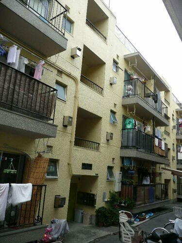 大阪府大阪市東淀川区豊新５丁目 3階建