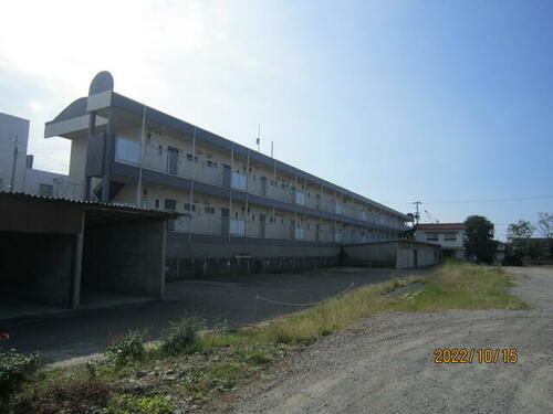 ロイヤルハイツ新田 3階建