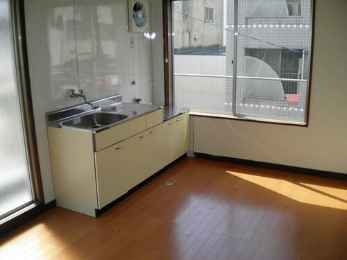 本通５丁目 5階建