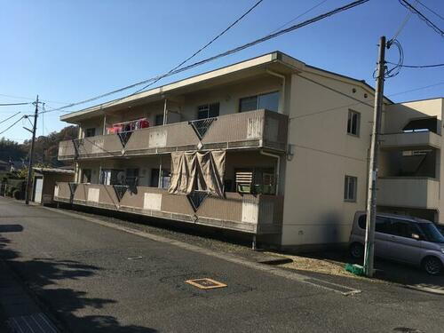 京都府舞鶴市溝尻町 2階建