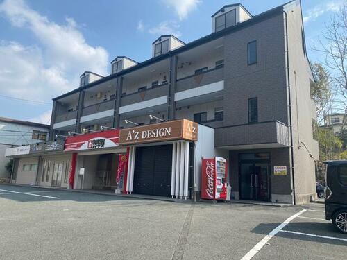 福岡県中間市通谷６丁目 4階建 築25年8ヶ月
