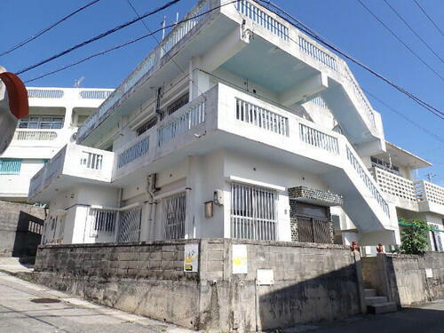 沖縄県那覇市字国場 2階建 築46年