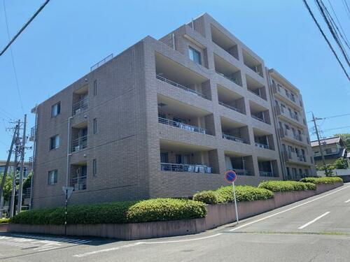 ファミールグラン県立美術館前 地上6階地下1階建