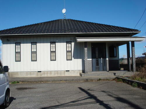 茨城県猿島郡境町大字塚崎 平屋建て 築30年7ヶ月