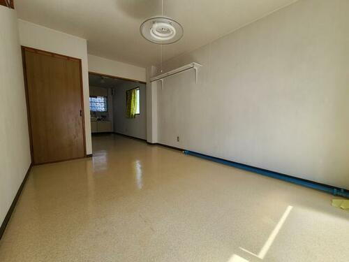 高知県高知市桜井町１丁目 5階建 築37年6ヶ月