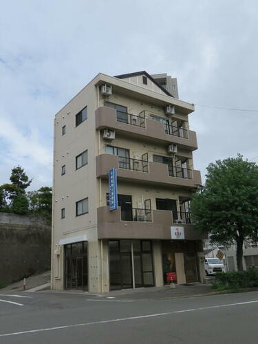 山﨑ビル 4階建