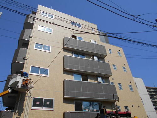 東京都練馬区練馬１丁目 6階建 築6年10ヶ月