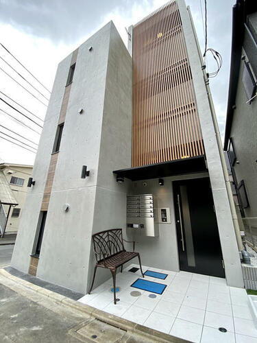 Ｇｒａｎｄ　Ｂｌｏｏｍ　Ｉｎｏｋａｓｈｉｒａ－ｋｏｅｎ 4階建