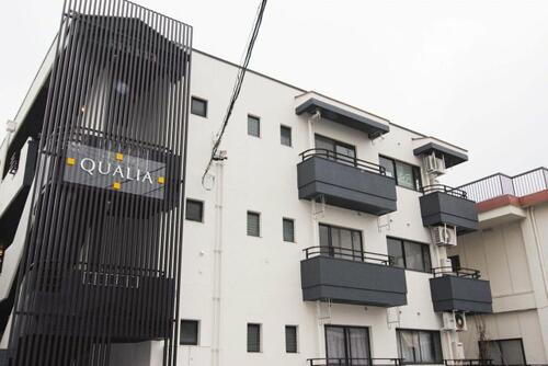 ＱＵＡＬＩＡ 3階建