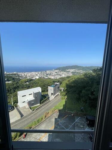 静岡県伊東市岡 10階建 築60年3ヶ月