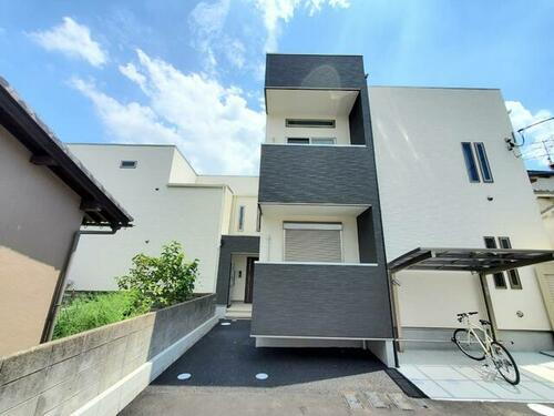 ＧＲＡＮＤＴＩＣ　西阿知