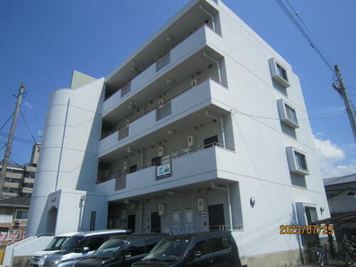愛媛県新居浜市徳常町 4階建 築33年6ヶ月