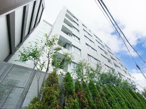 東京都渋谷区恵比寿西２丁目 地上10階地下2階建