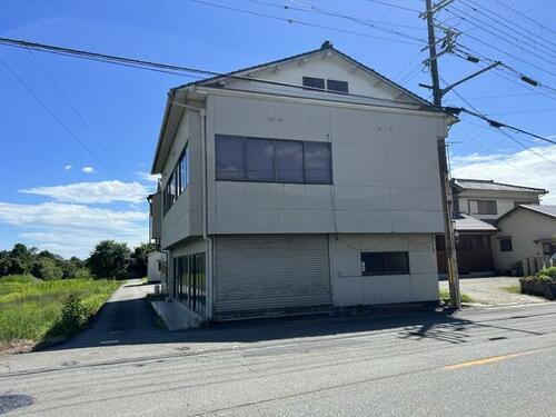 兵庫県加西市別府町 2階建