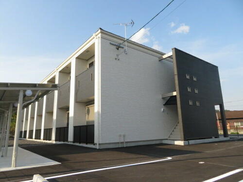 三重県名張市南町 築2年4ヶ月 2階建