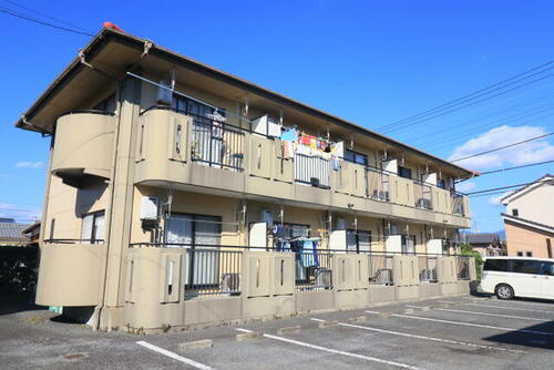 静岡県沼津市大岡 2階建