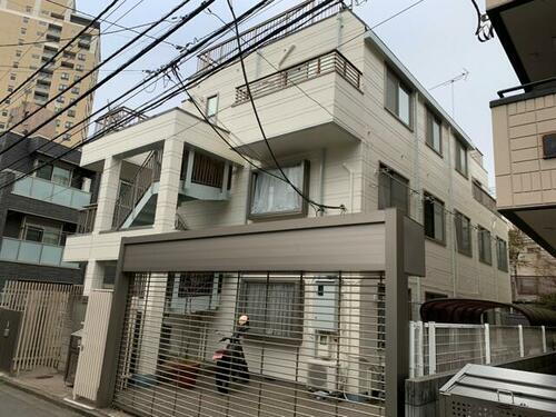 東京都渋谷区恵比寿４丁目 3階建