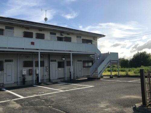 コーポイン西町　南棟 2階建