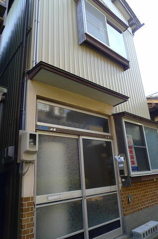 北本町１丁目貸家 2階建