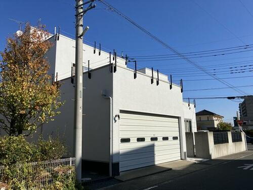 群馬県伊勢崎市連取町 築20年8ヶ月 2階建