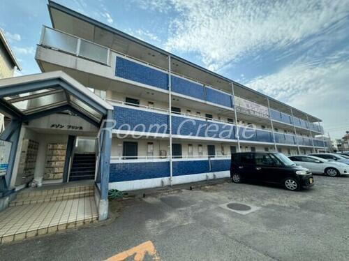 徳島県徳島市応神町古川字戎子野 3階建 築33年9ヶ月