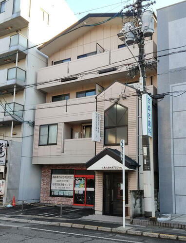 タカマツビル 4階建