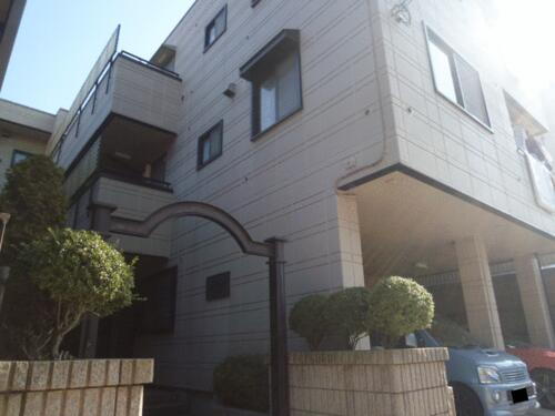 神奈川県横浜市鶴見区市場富士見町 3階建 築31年5ヶ月
