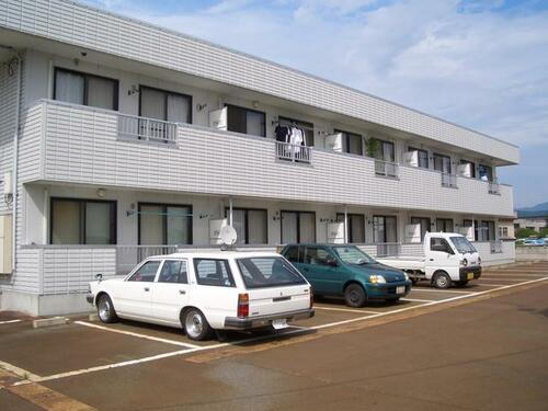 山形県東置賜郡高畠町大字高畠 2階建 築27年8ヶ月