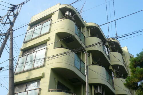 東京都目黒区中根２丁目 4階建 築37年3ヶ月