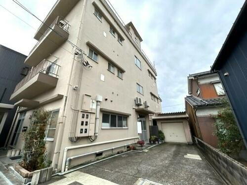 富山県富山市牛島本町２丁目 4階建 築47年10ヶ月