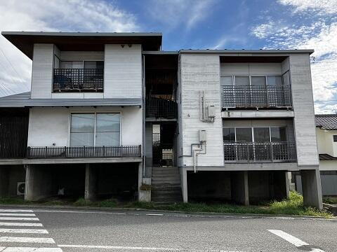 スズヤマンション