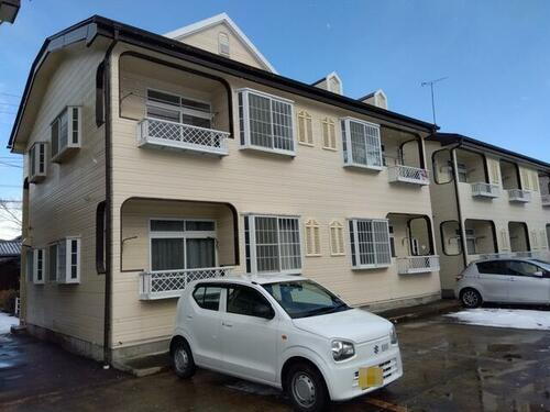 グランドハイツ吉岡