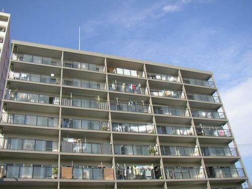 大阪府大阪市西区境川１丁目 9階建 築43年10ヶ月