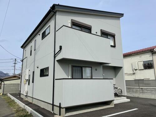 ロイヤル城北 2階建