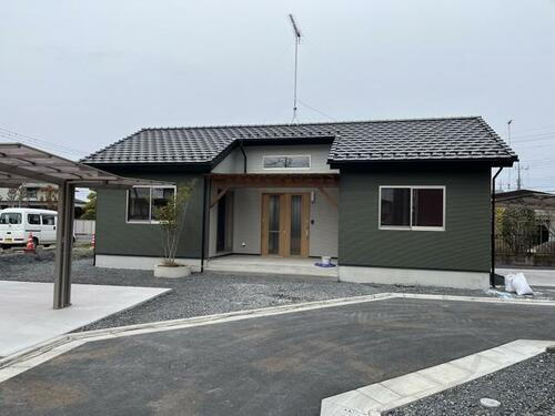 栃木県佐野市植下町 平屋建て 築1年4ヶ月