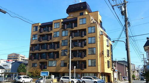 ヴェルエール総曲輪 6階建