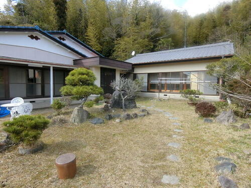 千葉県成田市船形 平屋建て