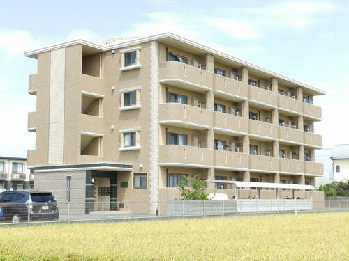 静岡県富士市五貫島 4階建 築15年5ヶ月