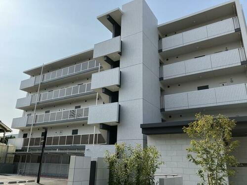 兵庫県姫路市市之郷 築1年9ヶ月 5階建