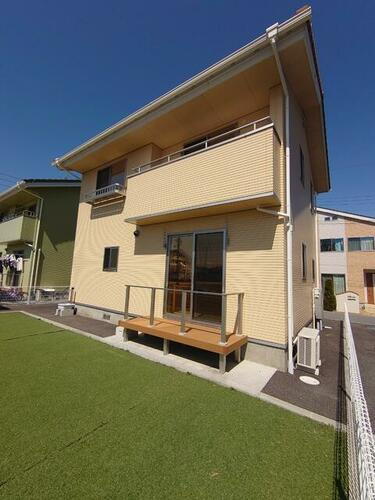 長野県佐久市原 築5年9ヶ月 2階建