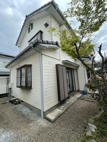 高知県高知市石立町 2階建 築21年10ヶ月