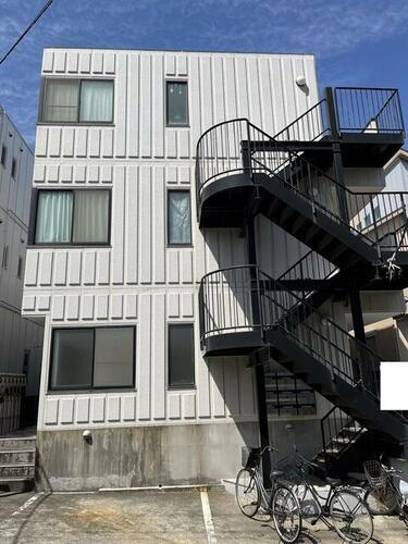 神奈川県横須賀市久里浜３丁目 3階建 築31年4ヶ月