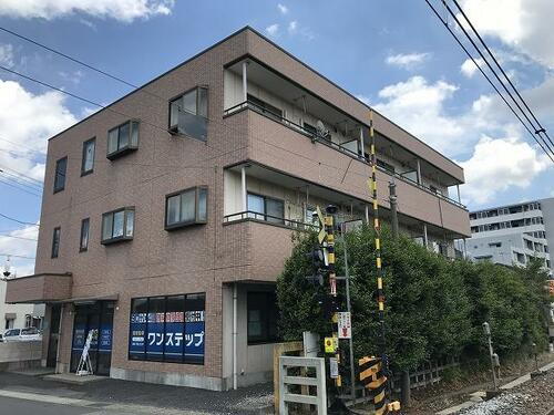 埼玉県上尾市緑丘１丁目 3階建 築30年9ヶ月