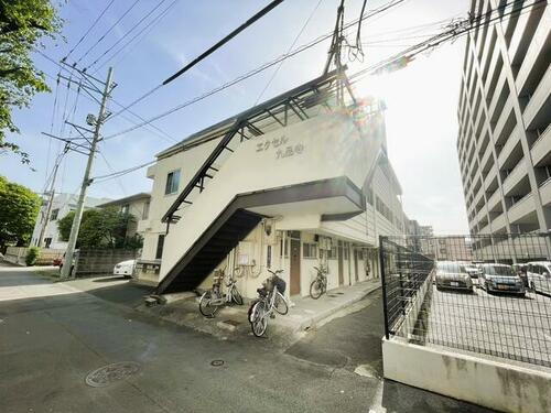 エクセル九品寺 3階建