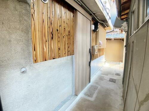 京都府京都市中京区姉小路通堀川東入鍛冶町 築75年12ヶ月 2階建